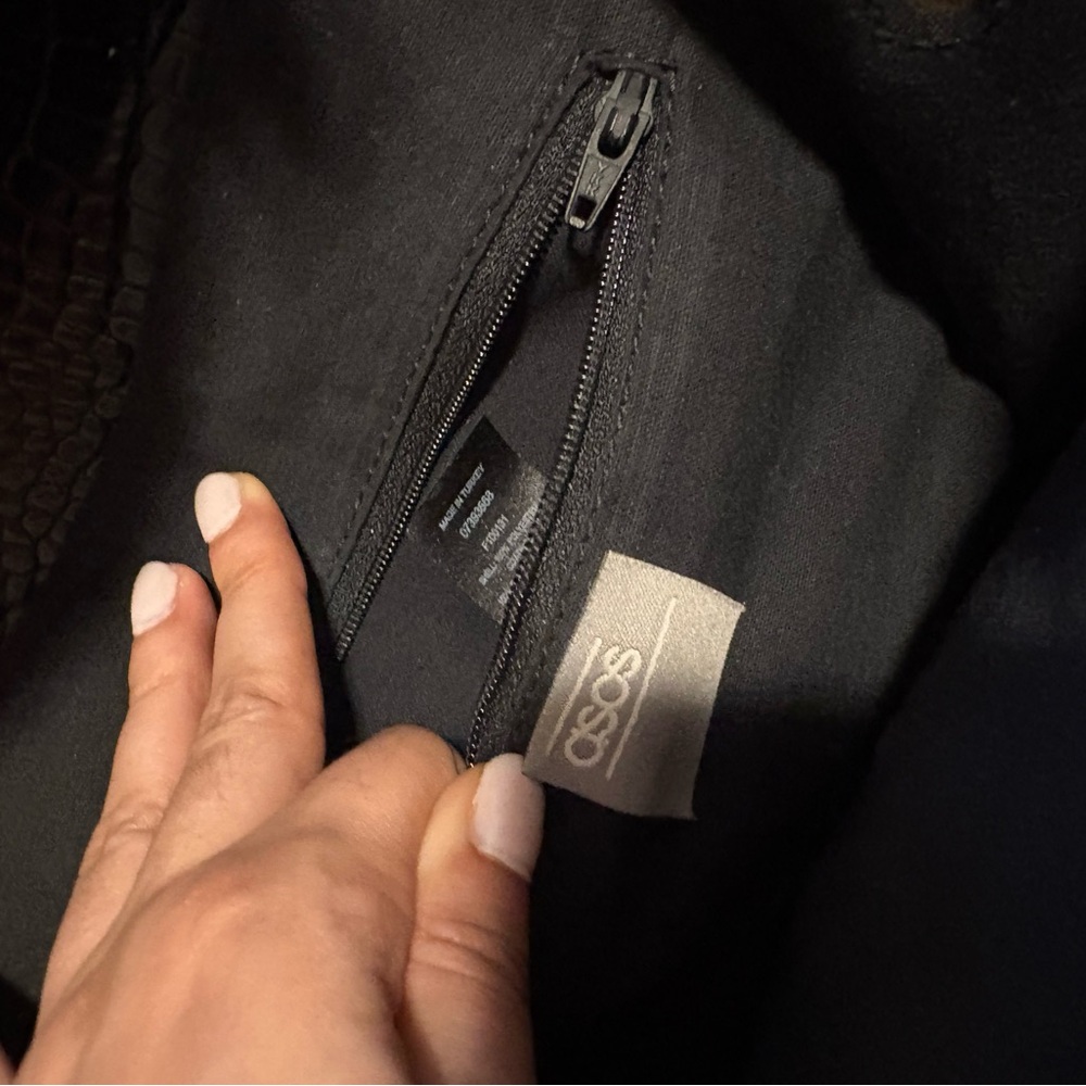 ASOS Black Croc-Embossed Structured Bag - Picture 5 of 9